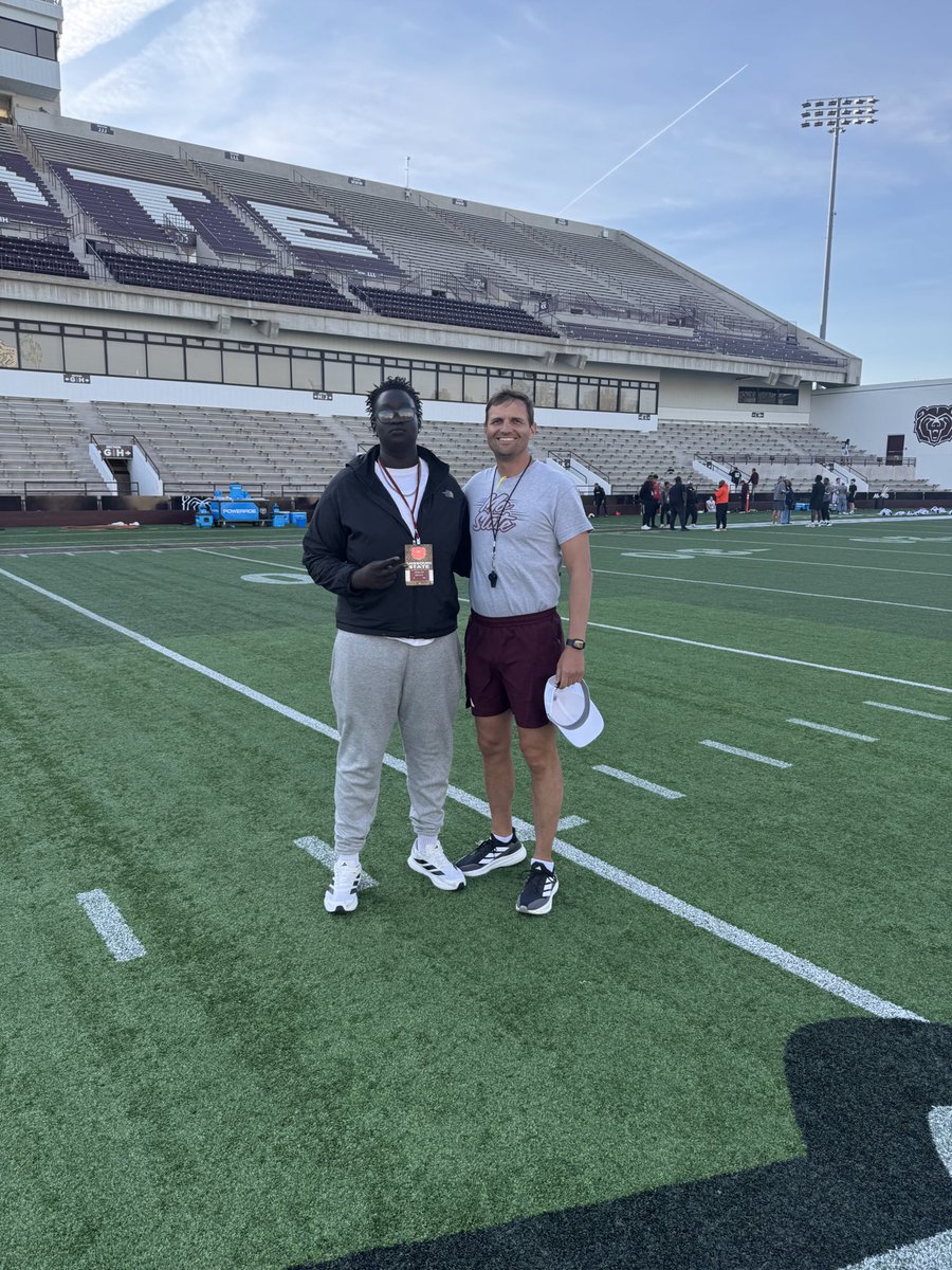 Mahooll Deng tweet media