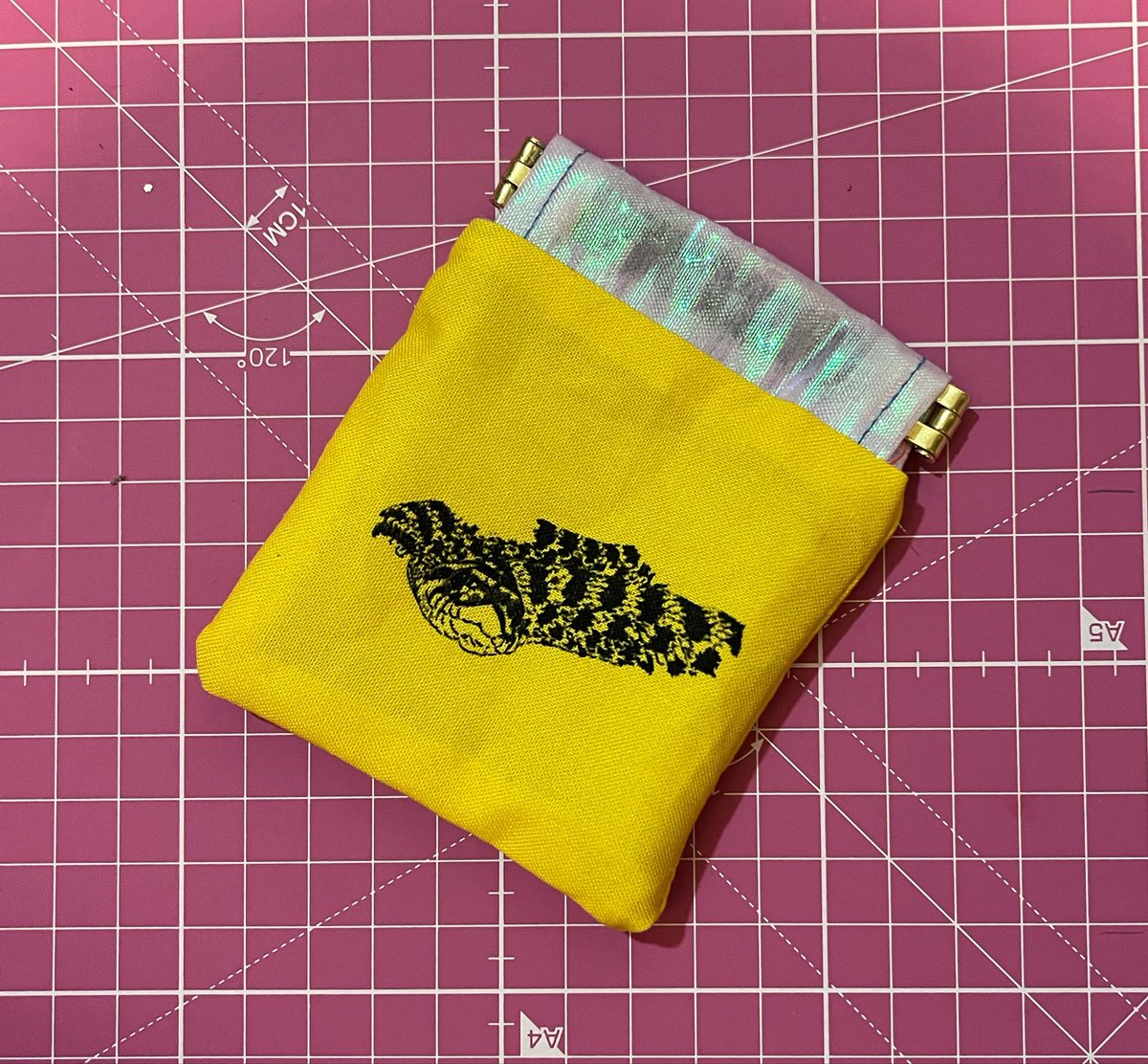 ミフユ🐝 tweet media