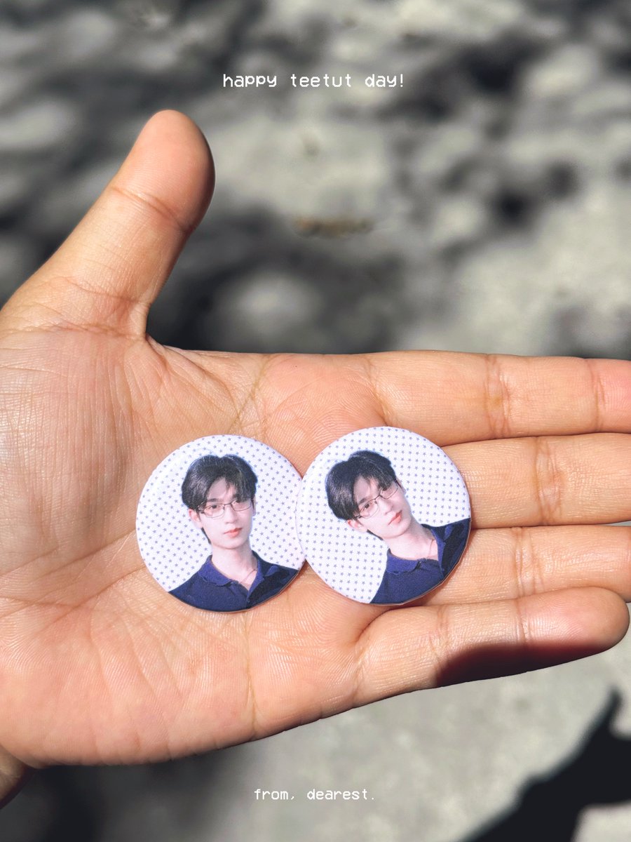 dearestkong's tweet image. 𝐭𝐞𝐞𝐭𝐮𝐭 𝐦𝐚𝐭𝐜𝐡𝐚 𝐝𝐚𝐲 !  
🫧 🍵 🐇 🌸🍀

final preview (cup, postcard
photocard, fans and pin) 
 🚰🫧🛼🌷 !! 

register first (limited quanity)
#easterhunTHOMASbirthdayCSE
@tthomastc #tthomastc