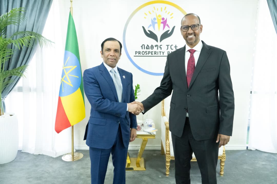 kirkosppp's tweet photo. Prosperity Party Vice Presidant Adem Farah &amp; Qatar’s Ambassador Saad Mubarak Al Naimi met to boost ties. Talks covered Ethiopia’s macro-reform success &amp; rising investment. VP Adem affirmed commitment to a peaceful, democratic, fair 7th General Election. 🇪🇹
#kirkos_prosperity https://t.co/LF8IybkMP3