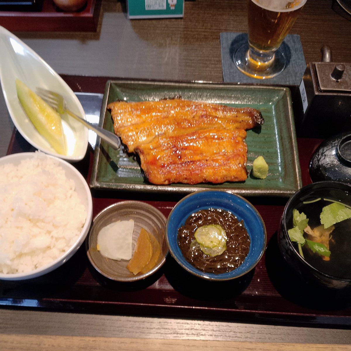 浜松駅前の「うなぎかがわ葵」で
やっとのことAFC（2927）の株主優待食事券を利用させてもらえました