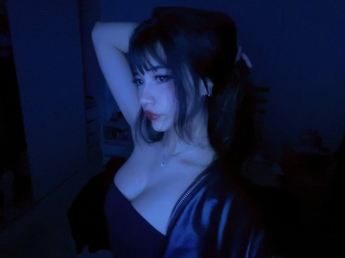 Maya tweet media
