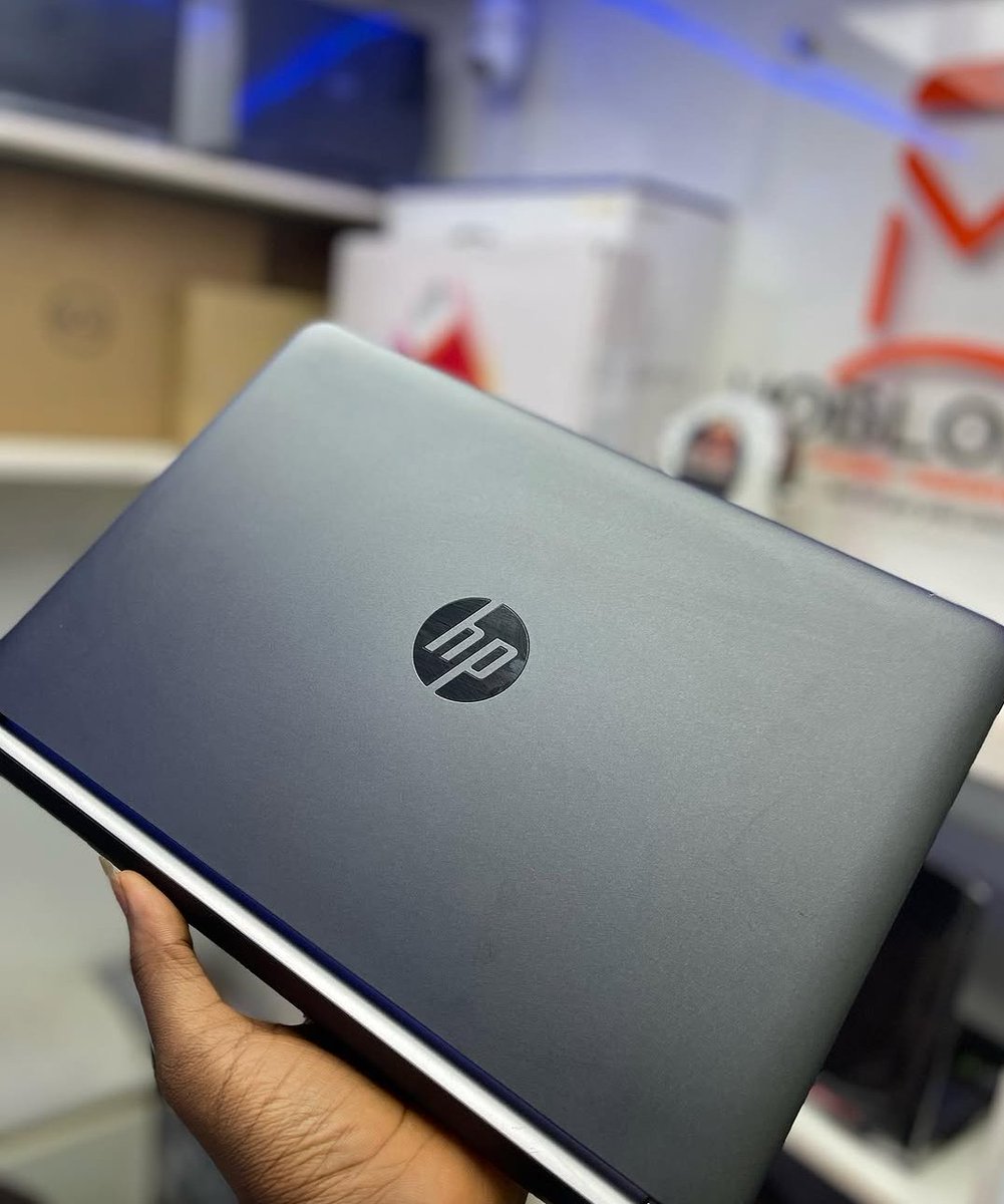 EddieMutisya's tweet image. 💻🚨 HOT DEAL ALERT – HP ProBook 430 G3!
Core i5 | 8GB RAM | 256GB SSD ⚡ Fast, smooth &amp;amp; reliable
Perfect for students, remote work, office tasks &amp;amp; online jobs 💼🔥
💰 ONLY KES 23,000 – LIMITED STOCK!
📞 0711686637 | DM @B_techComputers