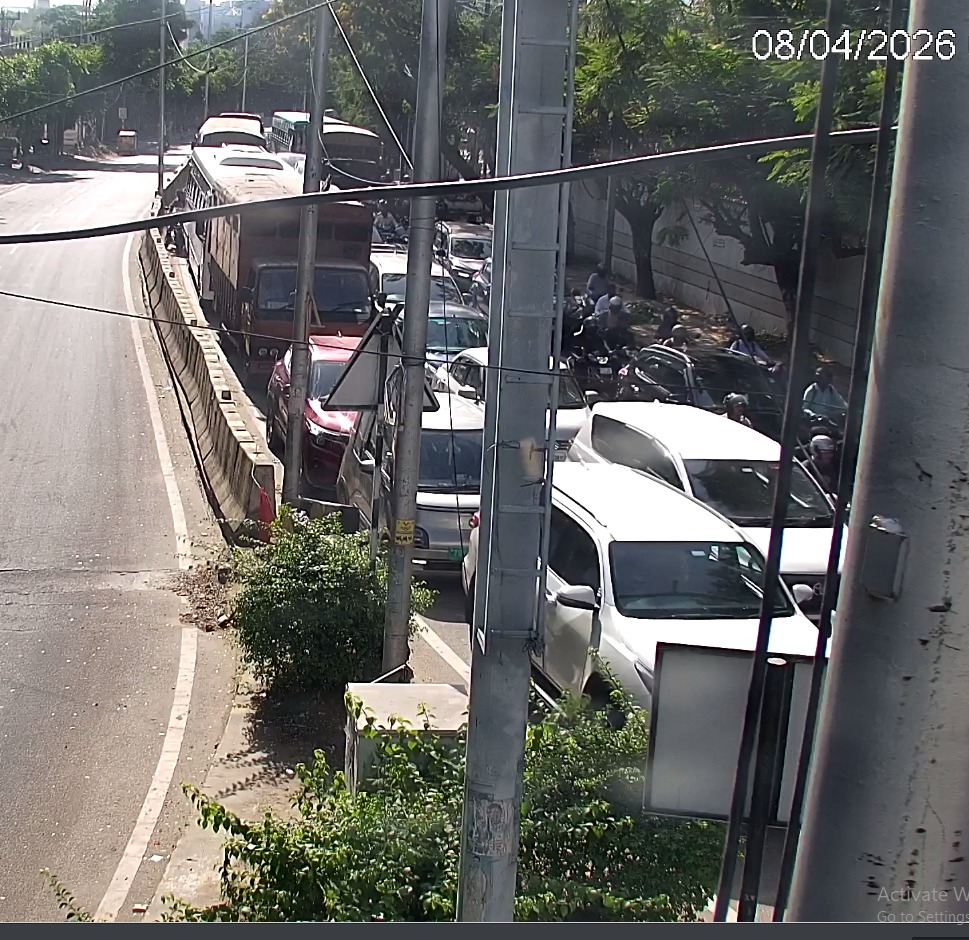 Hyderabad Traffic Police tweet media