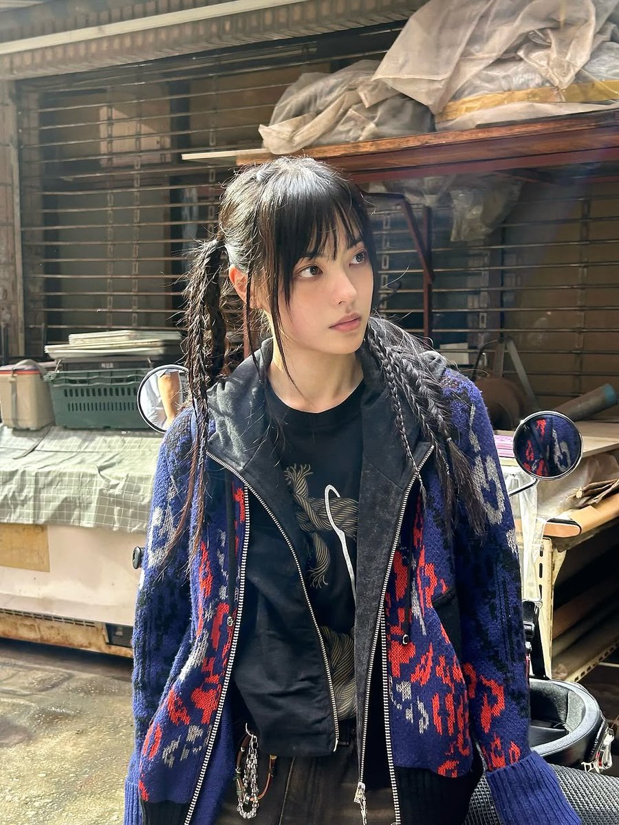 Gamghee's tweet photo. Stepping out of myself and into Sumin, every scar, every silence, every storm she carries. Behind the scenes of Mantis, where Sumin slowly took shape through me. <3 https://t.co/9kfq7kAFJj
