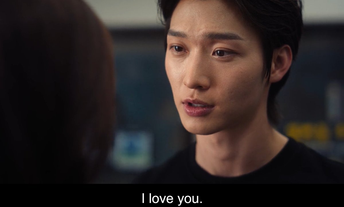 The way Minho has been telling Kitty he’s in love with her (directly and indirectly) every season 😭