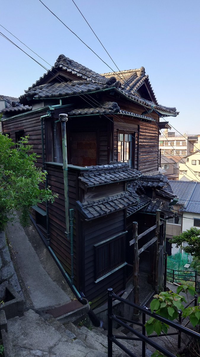 シータ tweet media