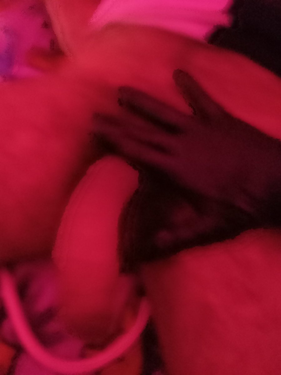 Que rico tener este pitote disponible cuando se me antoje 😈👅💦ya lo extraño y al rato le tocan sus besos 🔥