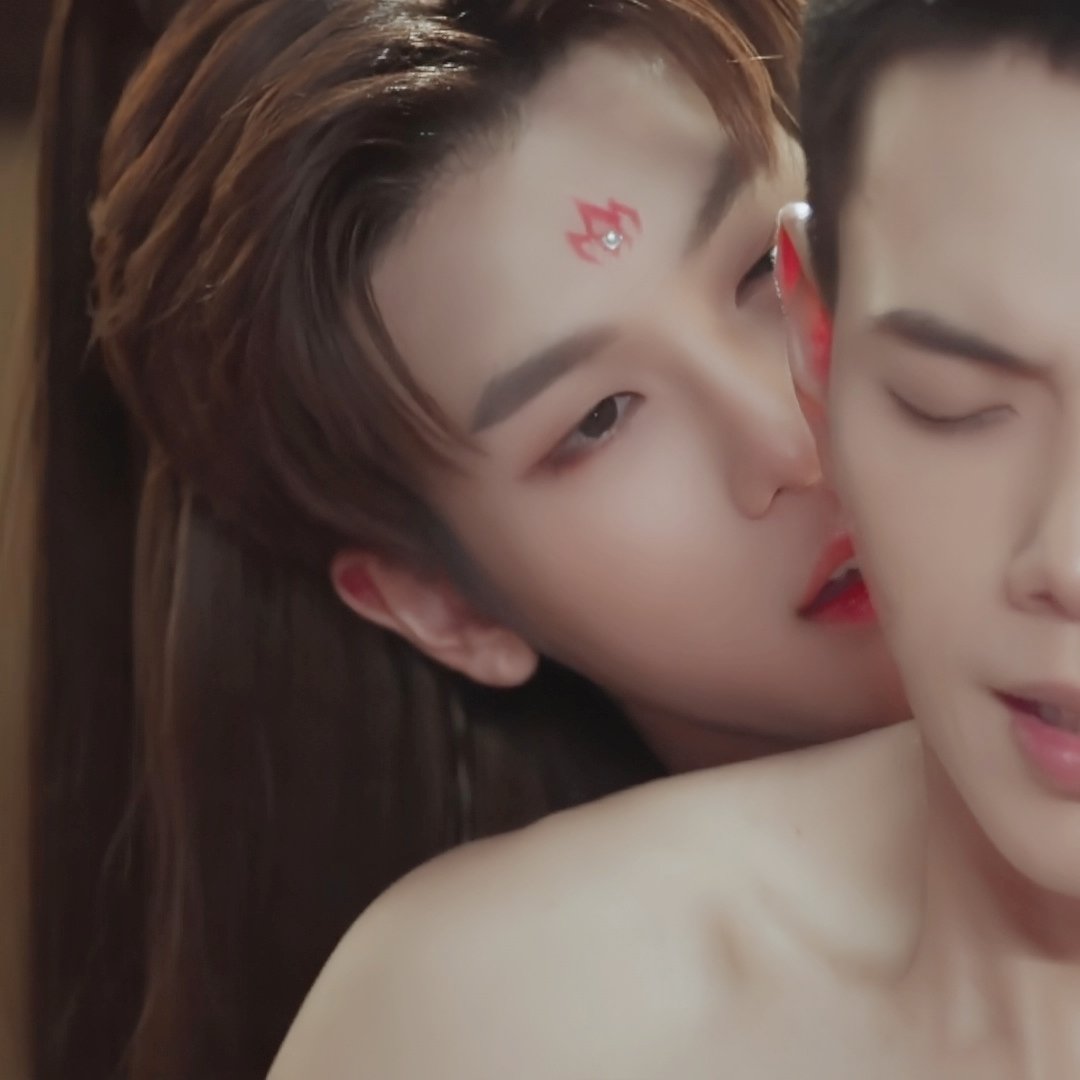 . ° 𝓹𝓮𝓪𝓬𝓱 • . °🎀 tweet media