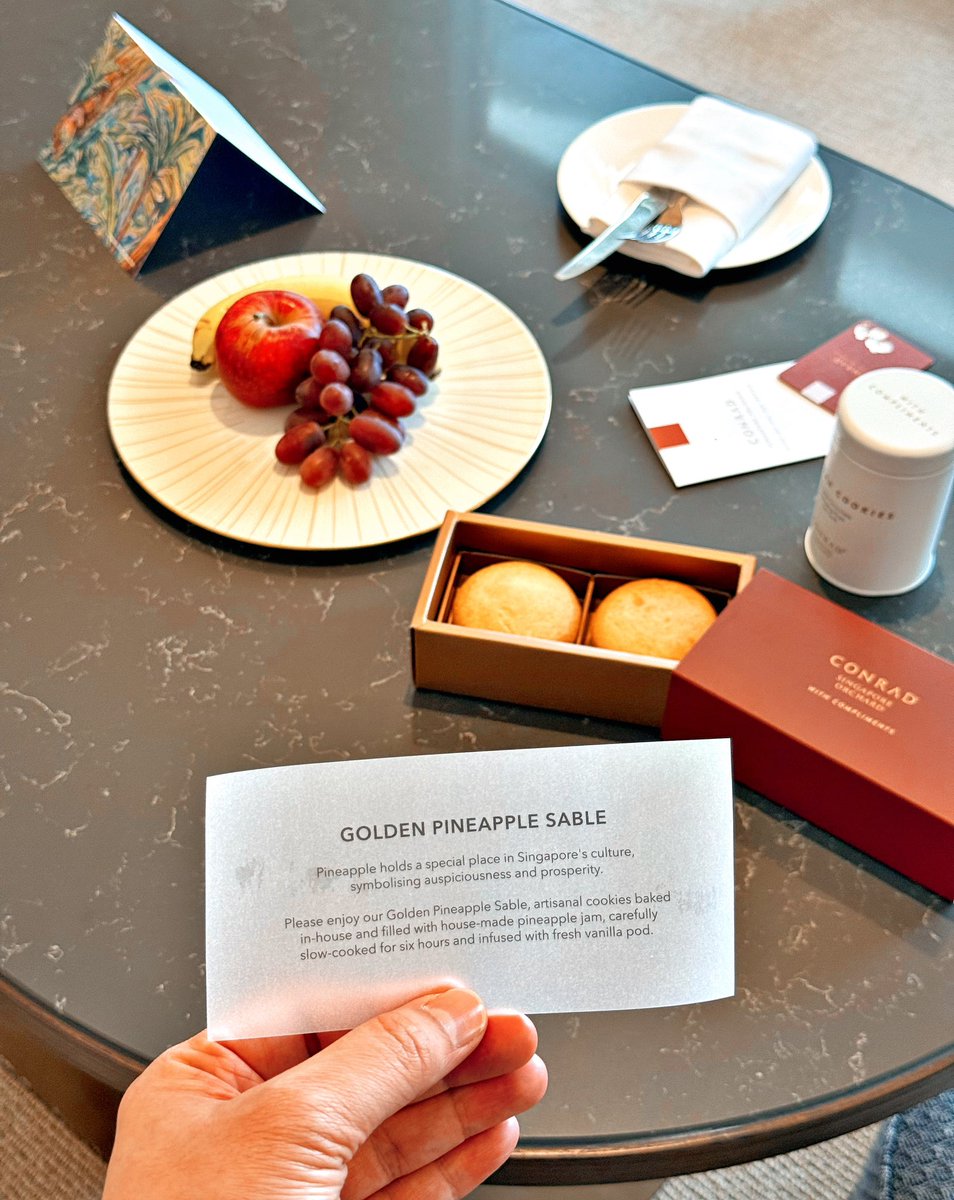 AorPhatthawut's tweet image. Love my Executive Room at @ConradHotels Singapore Orchard 🤗 #StayInspired #ConradHotels