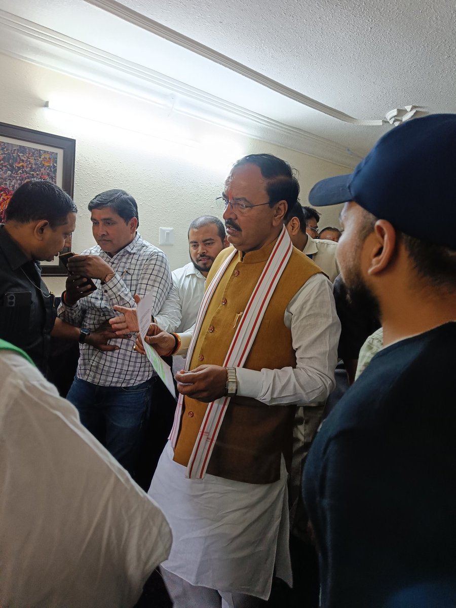 AmitKum47022568's tweet photo. #UPSI परीक्षार्थियों की मुख्य मांगे~👇👇
Kar dijiye maang puri babaji🥲😢
#UPSI_INCREASE_2000_POST
#UPSI_SHOW_MARKS
#UPSI_GIVE_WAITING_LIST
#UPSI_BHARTI_4543
#UPSI_GIVE_RESERVE_LIST

@Myogiadiyanath @myogioffice @CMofficeUP @DhirendraGBN 
@kpmaurya1 https://t.co/3QHFwOlV03