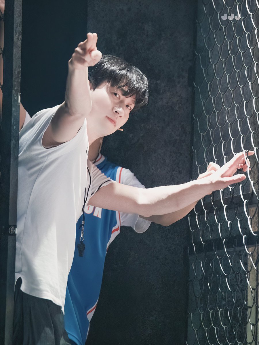 𝐉𝐉𝐉 tweet media