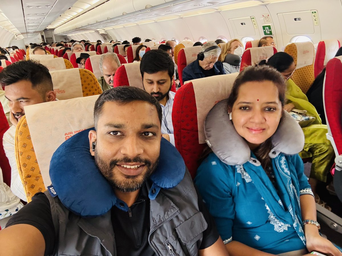 Mausami Singh/मौसमी लखनवी tweet media