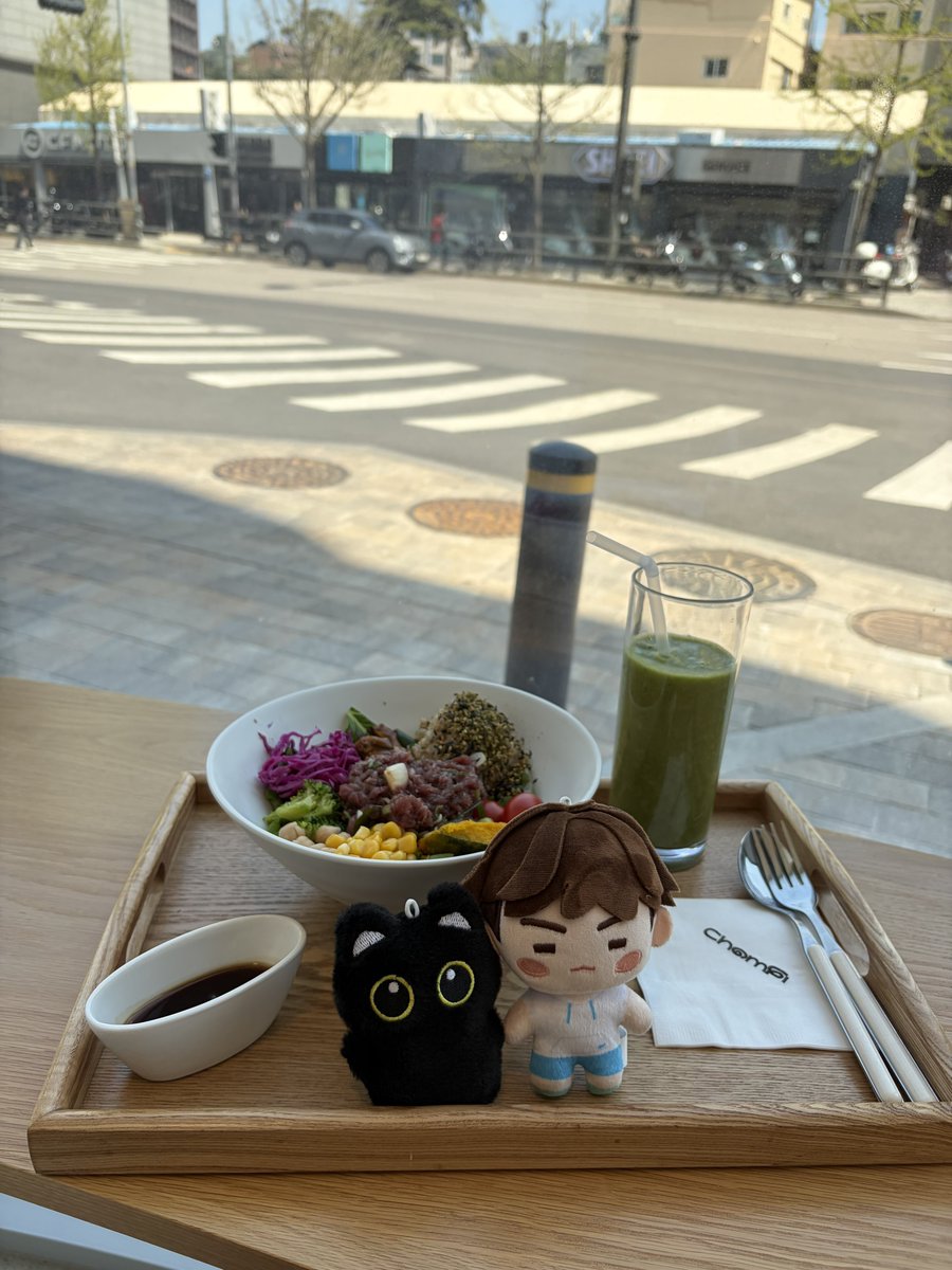 かなやん🐱 tweet media