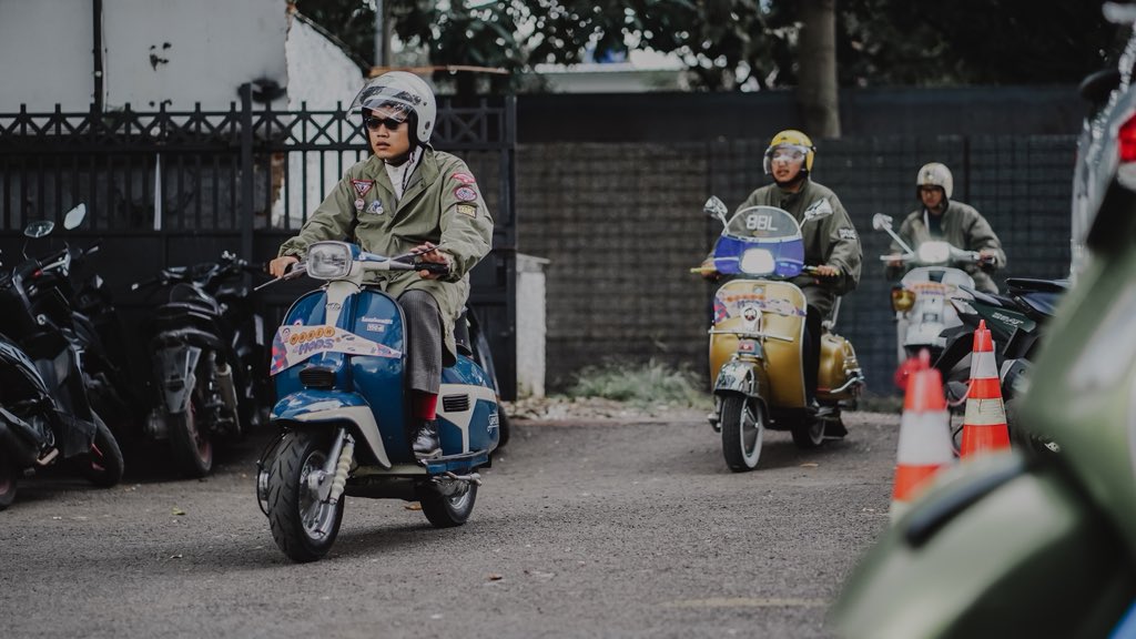 reputasu's tweet photo. Seperti keluarga baru dikota yang berbeda, beatboys. BDG - JKT https://t.co/UC2BgjUp3u