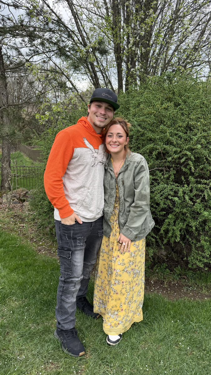 JuniorForTheWin's tweet photo. ♾️💛🧡 https://t.co/zrL3MCAVHN