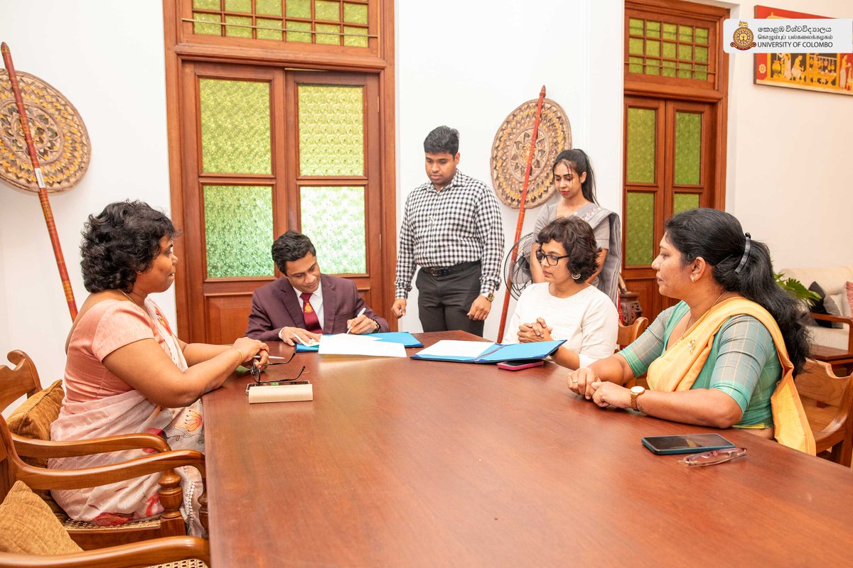 University Colombo tweet media
