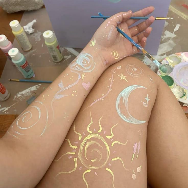 HaleyCutiee's tweet photo. This is what happens when i get bored 🤭 https://t.co/7TMIkYjFop