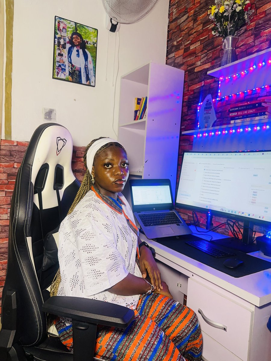 The Brand Strategist tweet media