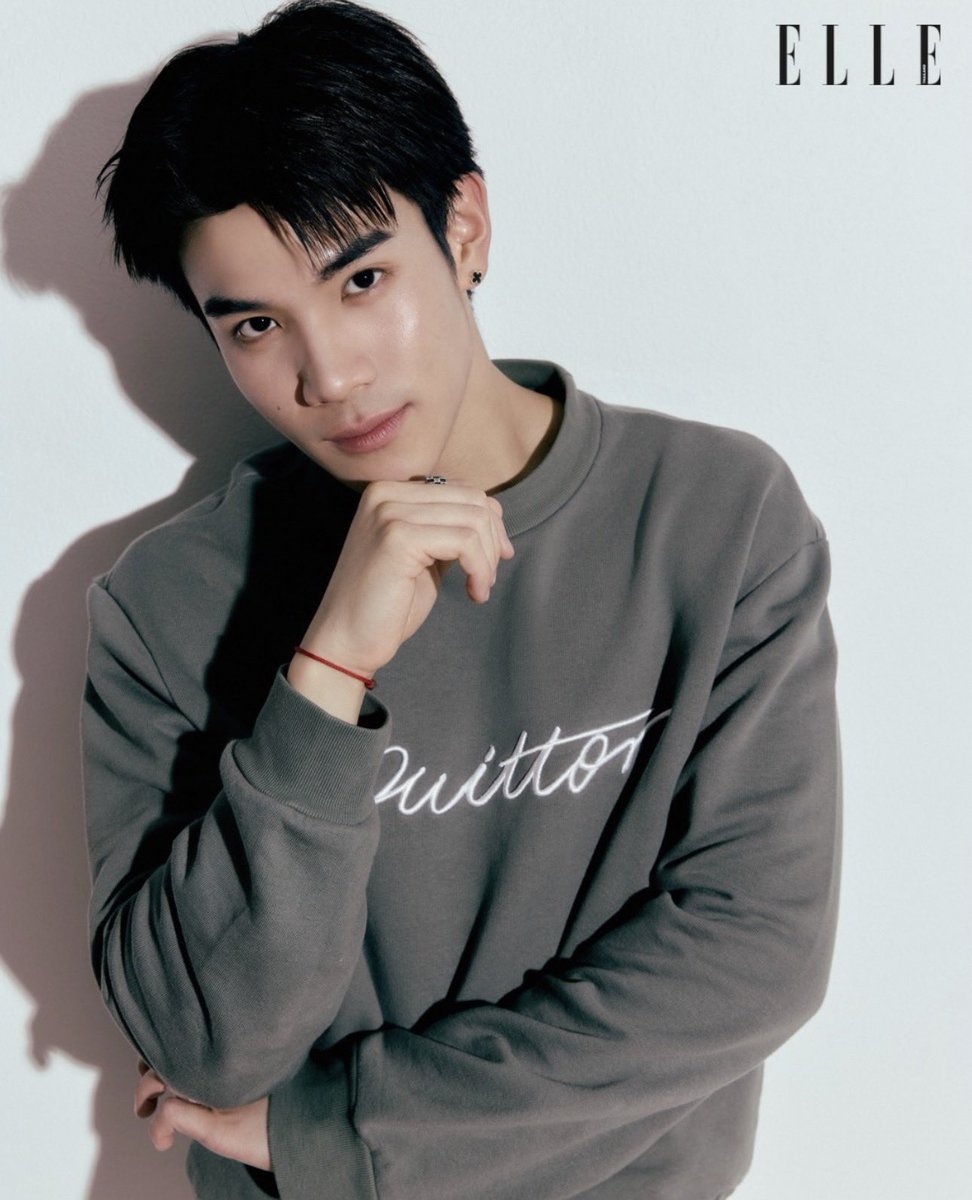 inchyx_'s tweet photo. หนุ่มหลุยส์ที่มาพร้อมกับด้ายแดงนี่มัน อื้อหืออ

@tawattannn #Louisvuitton
#Fourthnattawat #โฟร์ทณัฐวรรธน์ https://t.co/ltNSalPpiI