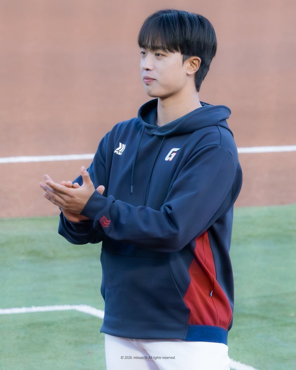 미닛 tweet media
