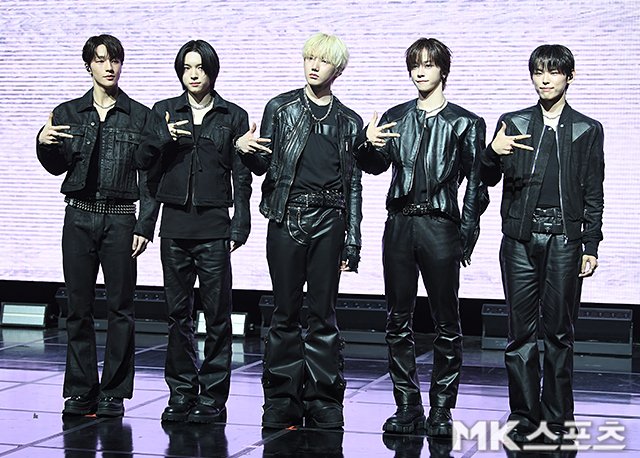 ANES2ENA's tweet image. 260408 
#KEYVITUP #키빗업