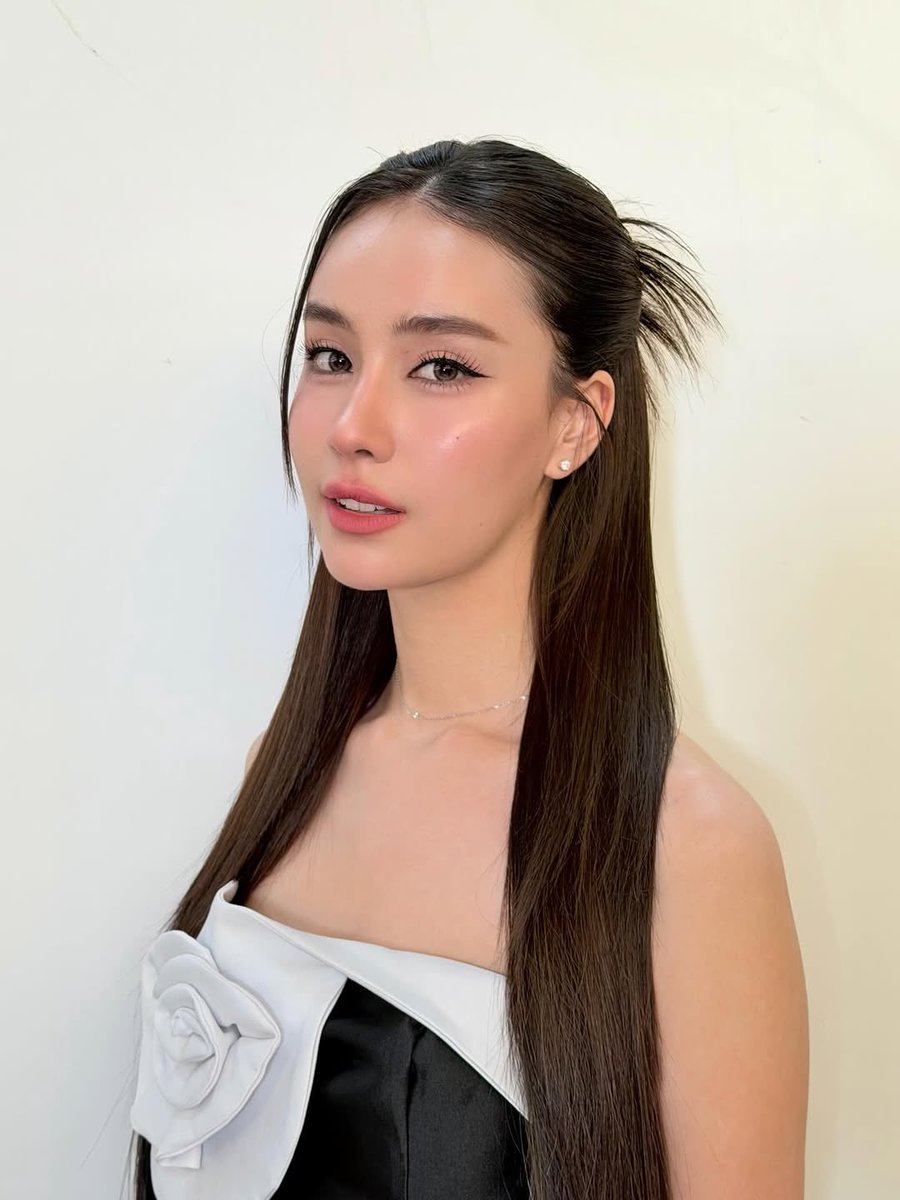 oooooooooomu tweet media