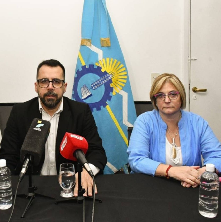 Info Esquel tweet media