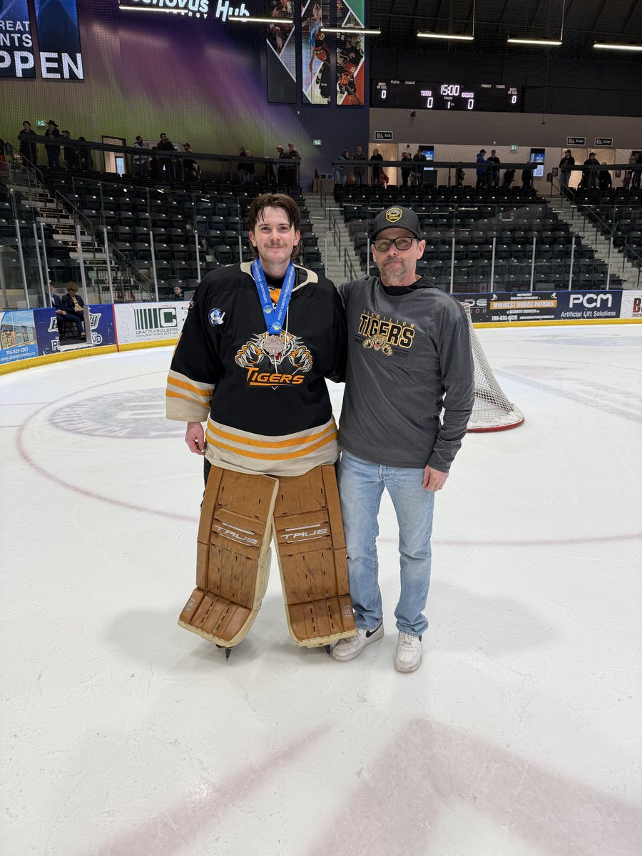 Steven Stowe tweet media