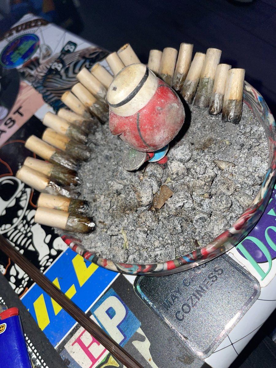 platanoplug tweet media