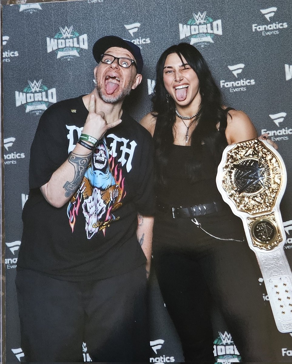 TripsHausen tweet media