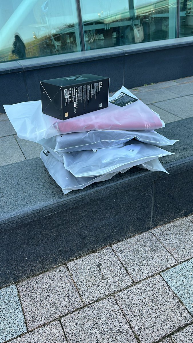 ⁷ ⊙⊝⊜ in 🇰🇷 tweet media