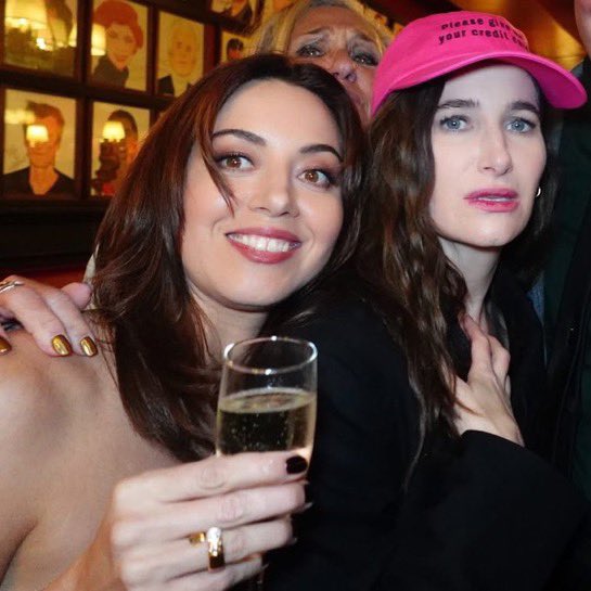 • ana • tweet media