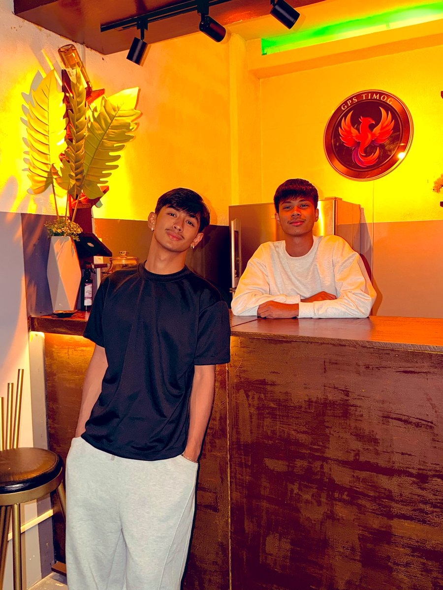 GPSTimog's tweet photo. Wednesday Fun Day at GPSTimog! ✨

Treat yourself to a well-deserved spa day and experience ultimate relaxation. Enjoy a soothing atmosphere, unwind from the stress of the week, and indulge in your favorite massage. ❤️  

Make today all about self-care—you deserve it!

-Bayo and Dukot Prince🥰