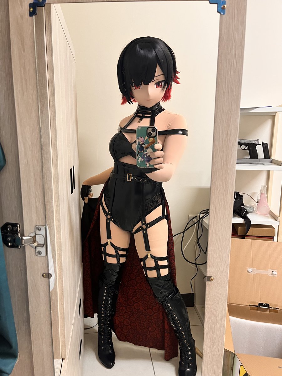 Emi_R 艾米巴巴小姐 tweet media