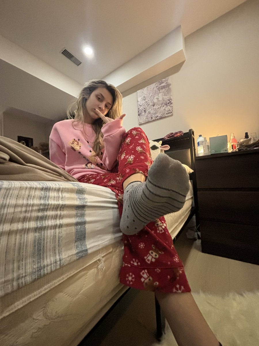 Lyss ♕ | Findom tweet media