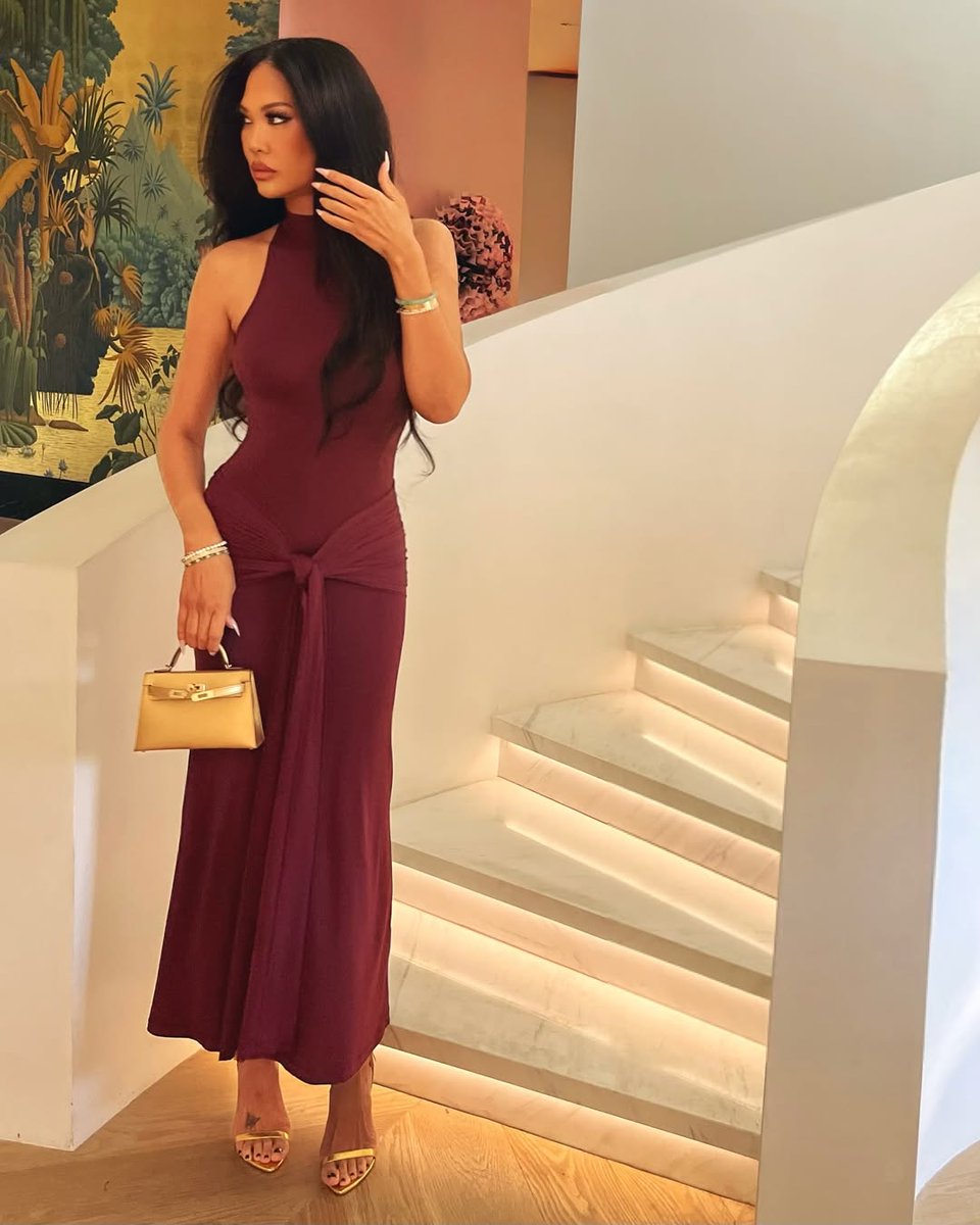 ItsYvesDarling's tweet image. 🎀 A new season, a new me… still a #WorkInProgress. 🎀 #RHOTC