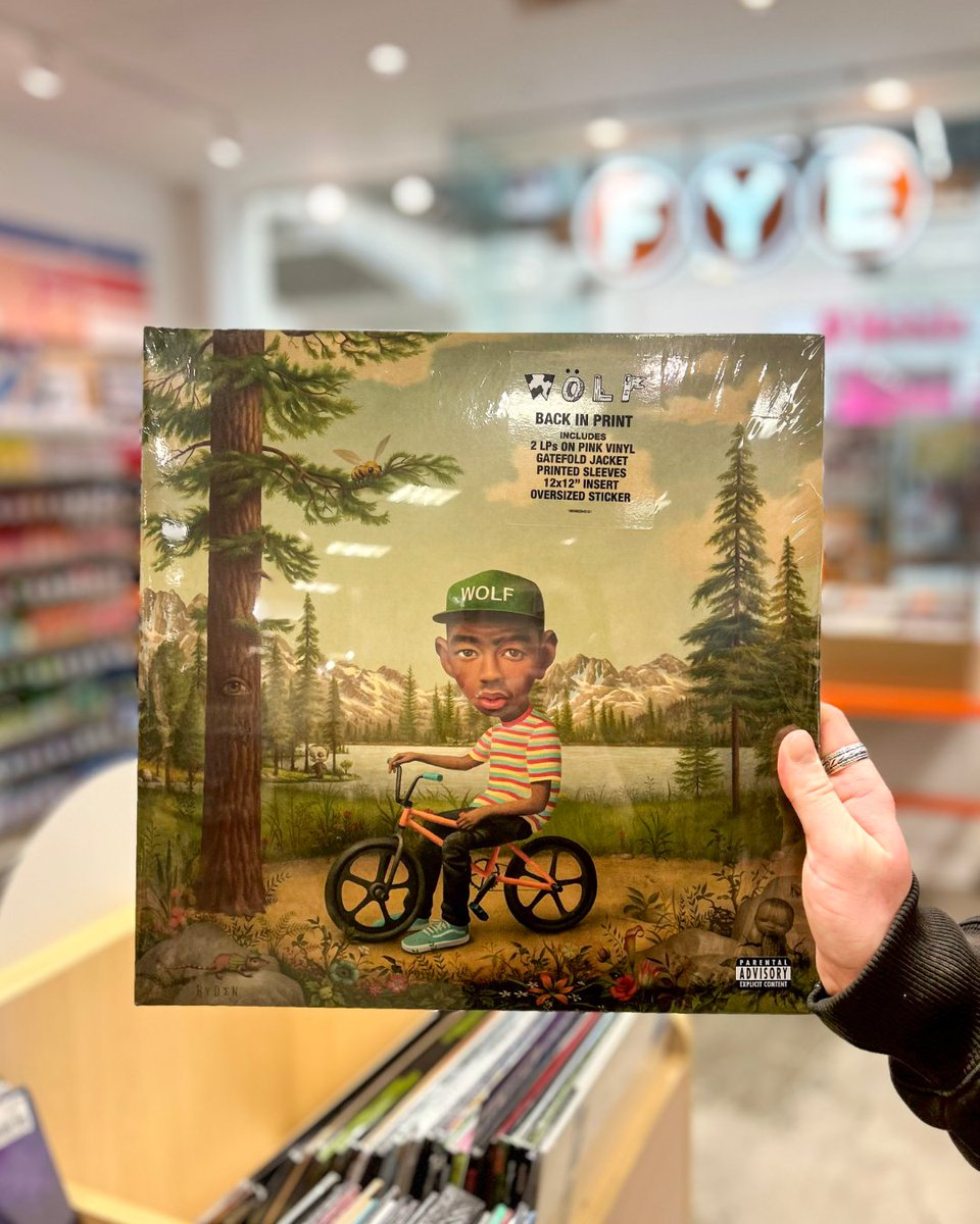 officialfye's tweet image. HAVE YOU HEARD? Save $20 when you spend $100 on vinyl at FYE! LIMITED TIME ONLY! 🛒🏃‍♂️

In stores only, see an associate for more details. 

#Vinyl #Vinylrecords #vinylcollection brnw.ch/21x1oHy