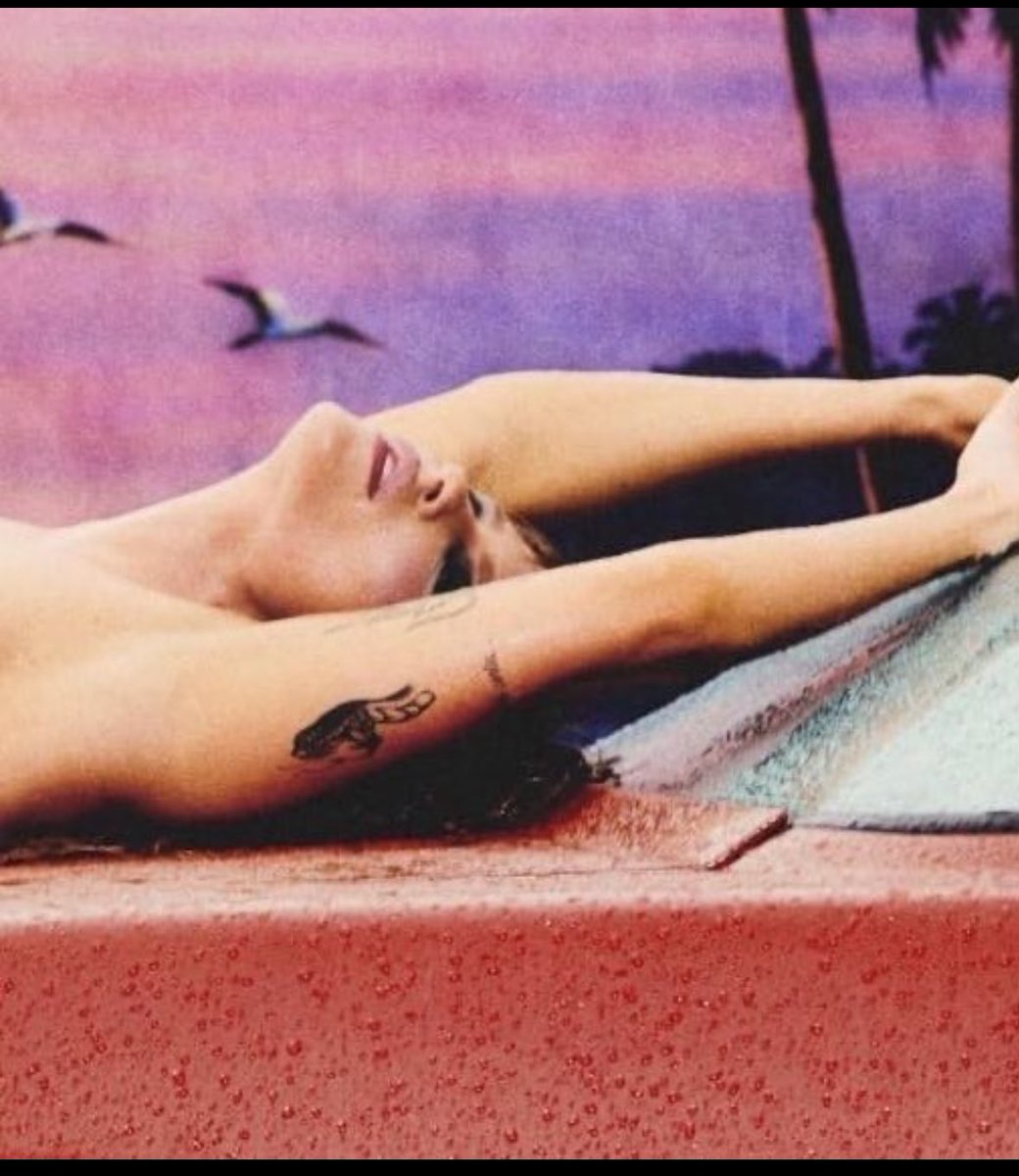 L U Q U I N H A S tweet media