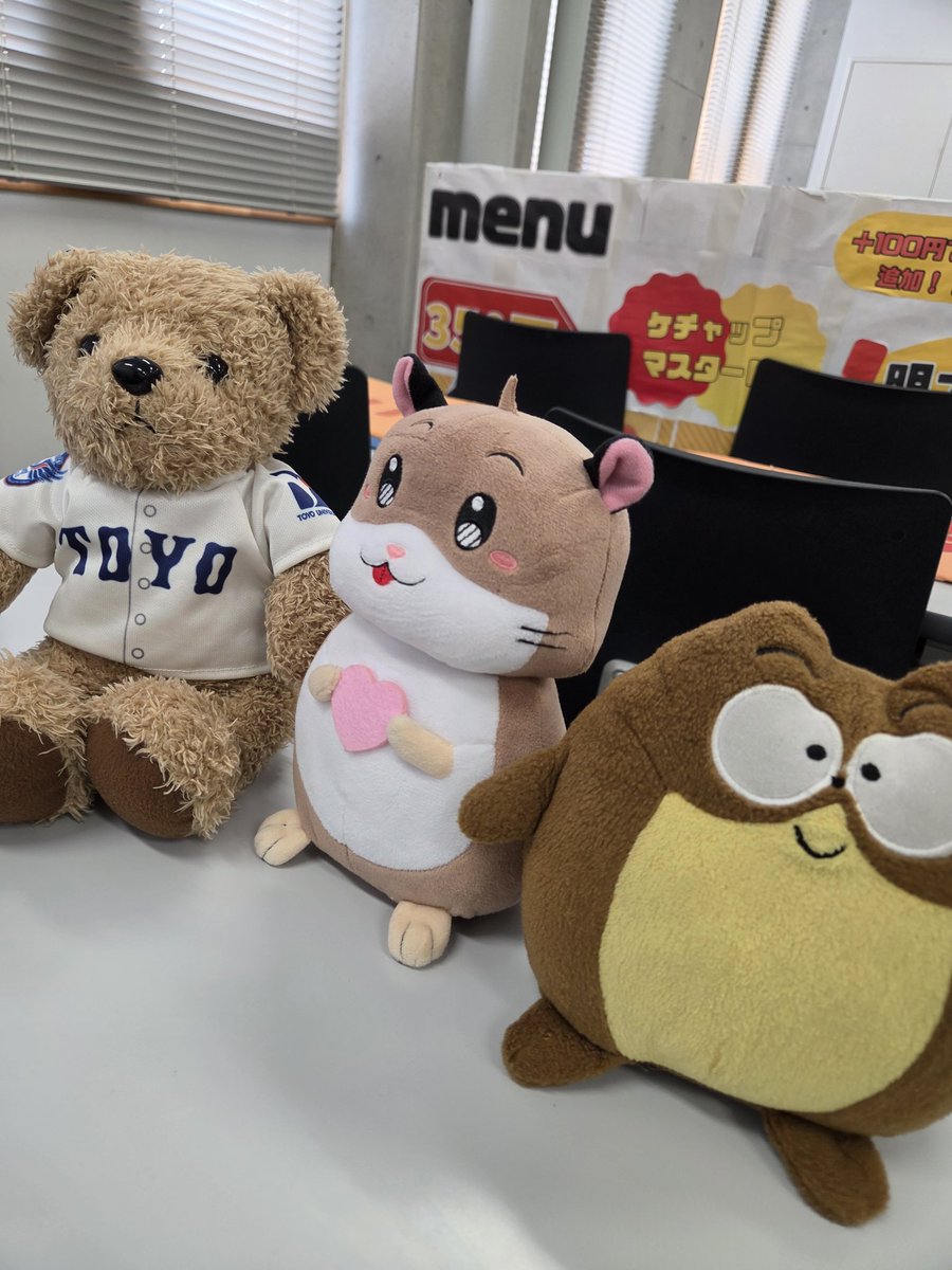Toyo_coop's tweet photo. 生協白山学生委員会です！
本日の合同新歓も参加しております！

少しでも興味がある方はぜひ来てみてください✌️

6号館3階6301教室でお待ちしておりま〜す！

 #春から東洋
 #春から東洋大学 https://t.co/QowXcEyOZQ