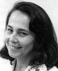Soy de #Guantánamo de la generación que creció viendo como la <a href="/FMC_Cuba/">FMC de Cuba</a> con una mujer extraordinaria al frente: #VilmaEspín  dio TODO por darle a la mujer el lugar que merece en la sociedad.
Somos #MujeresEnRevolución y ella, pues sí #VilmaViveEntreNosotros