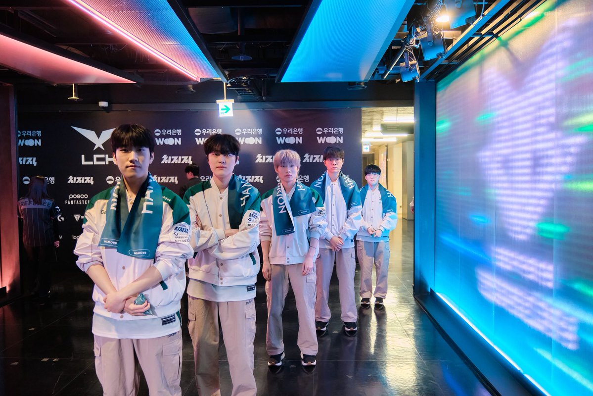 곰고미 tweet media