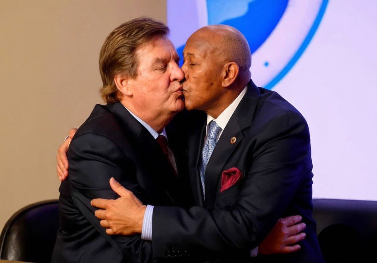 ChrisExcel tweet media