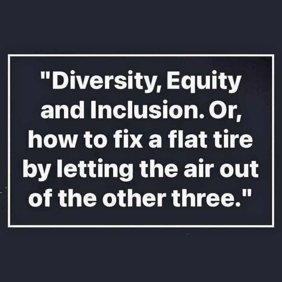 Sarah Sizzle tweet media