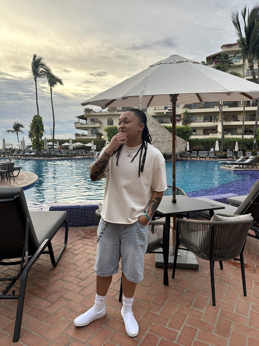 Jess 🃏 tweet media