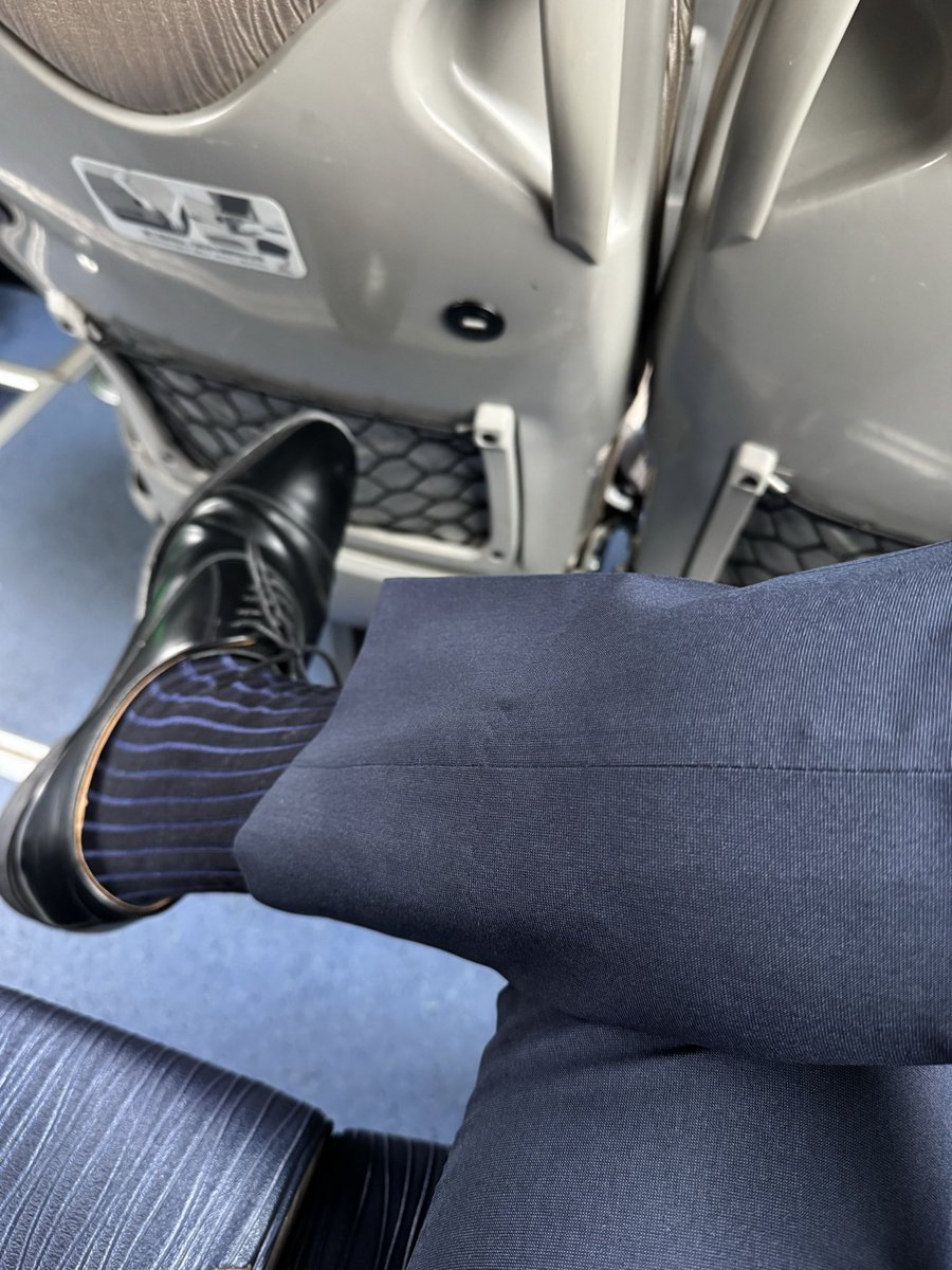 Socksman Suit tweet media