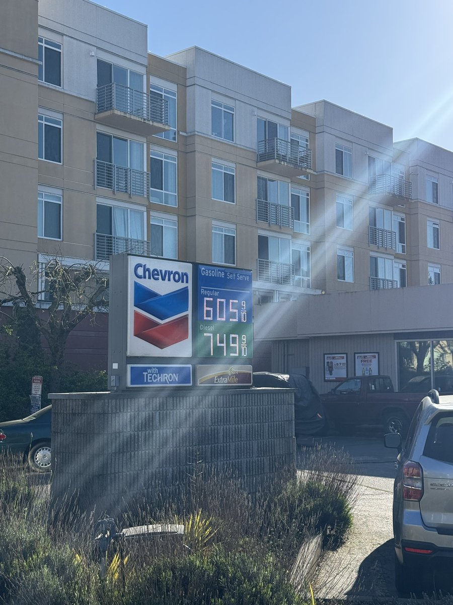 t’es woke toi ! 🇵🇸 tweet media