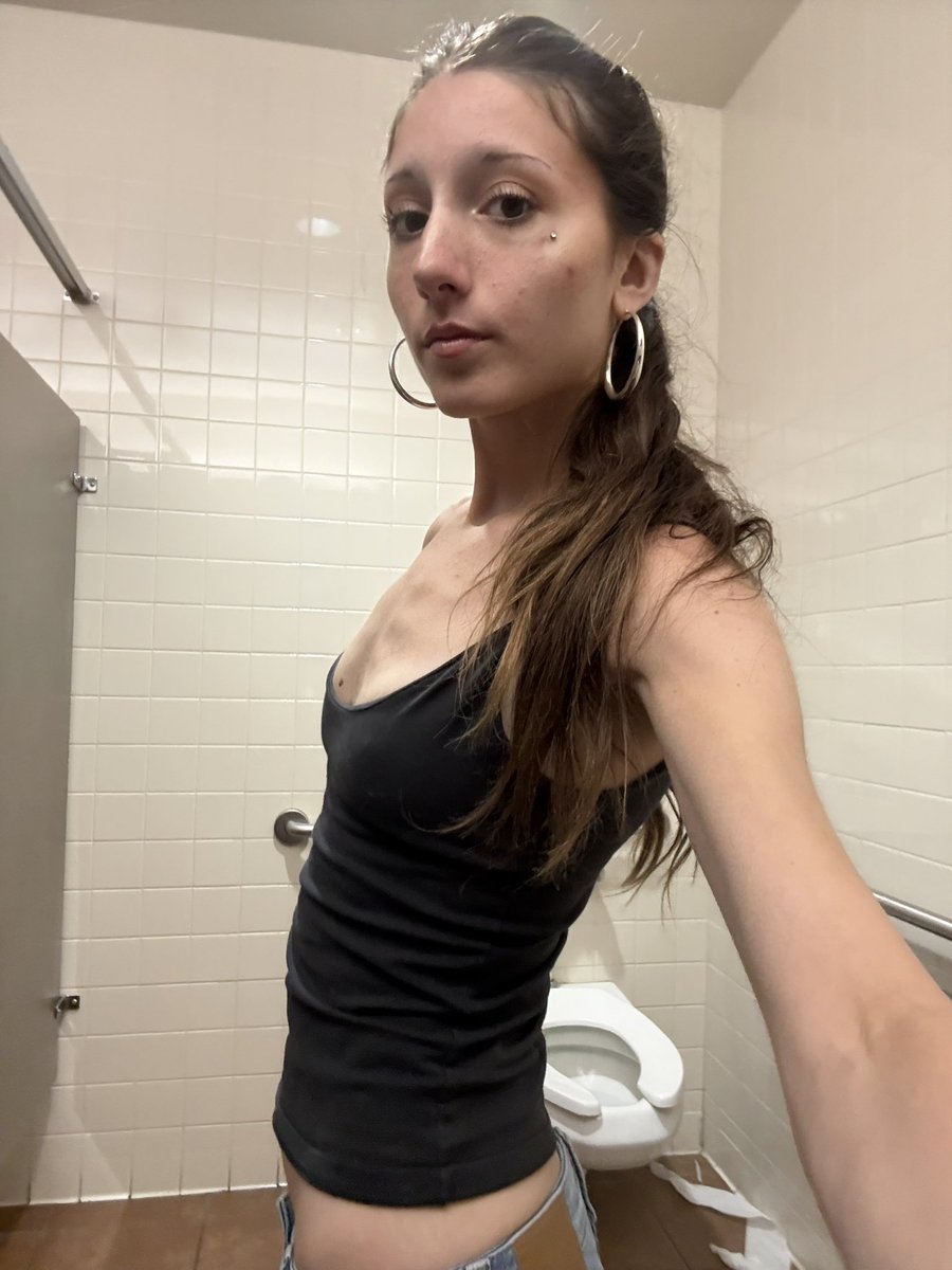 prettyskinny tweet media