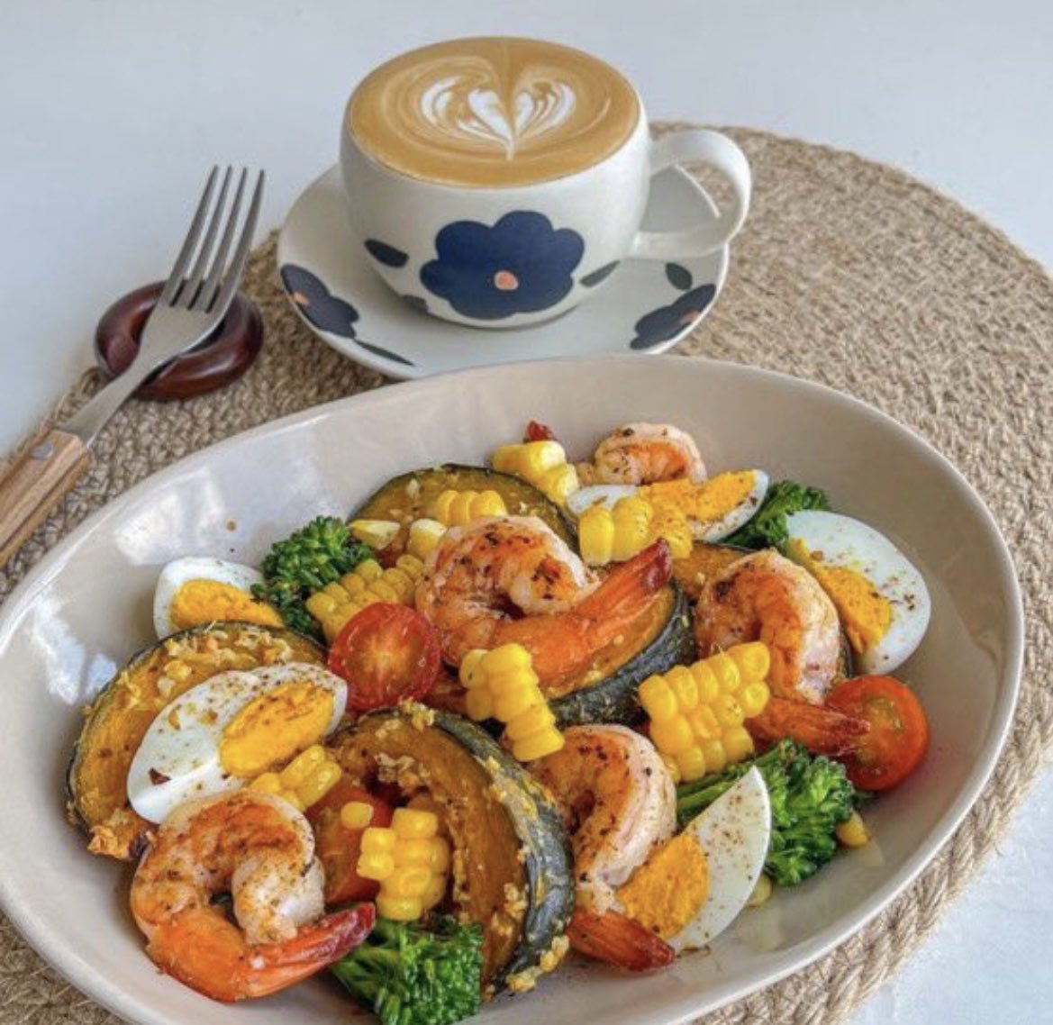 フォローすると痩せるくっま🐻 tweet media