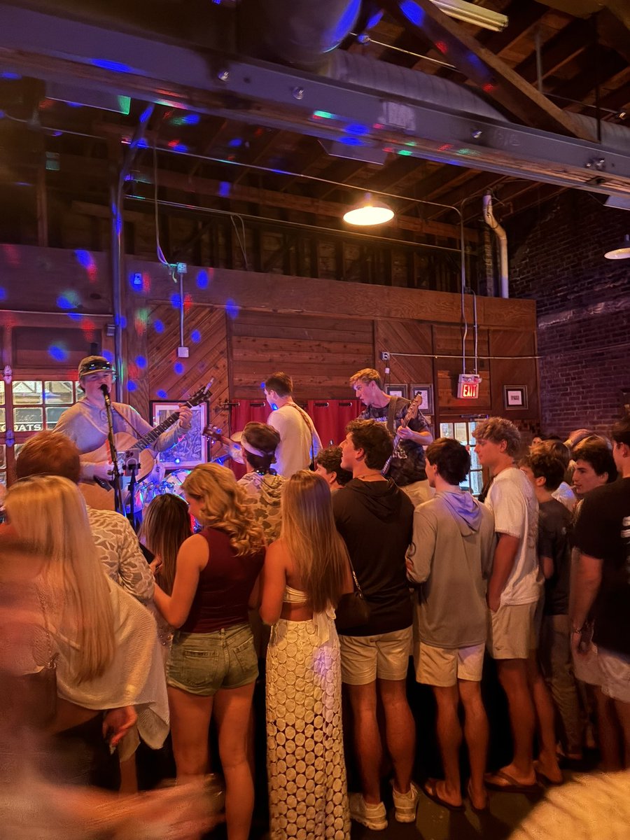 Michael “Gator” Allen tweet media